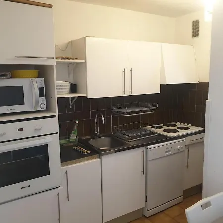 Avec Piscine Et Mer A 8 Minutes Sans Linge Et Sans Draps Apartment