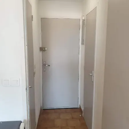 Avec Piscine Et Mer A 8 Minutes Sans Linge Et Sans Draps Apartment Argeles-sur-Mer