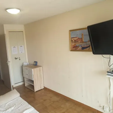 Avec Piscine Et Mer A 8 Minutes Sans Linge Et Sans Draps Apartment